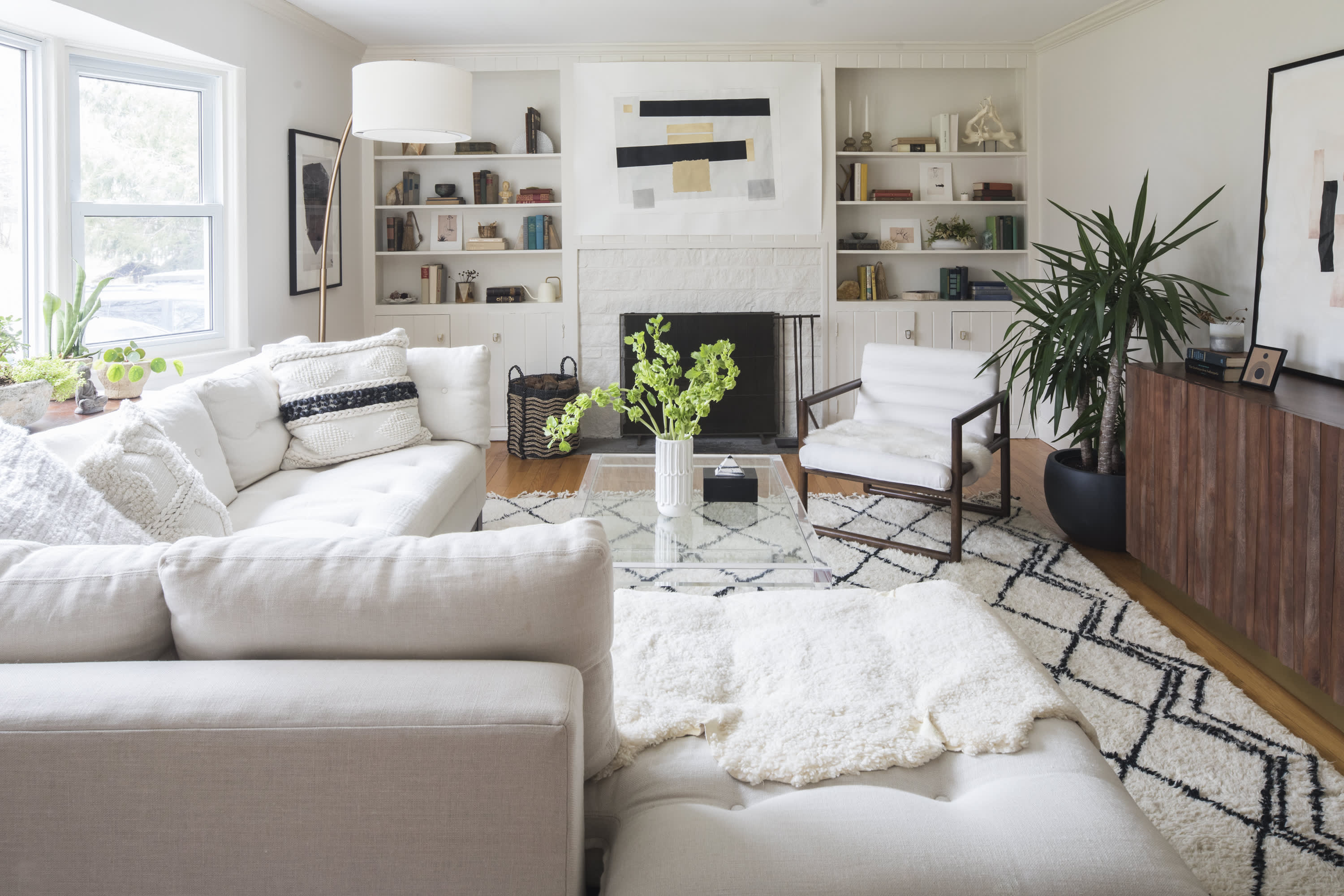 Cape Cod Style Living Room Design | Bryont Blog